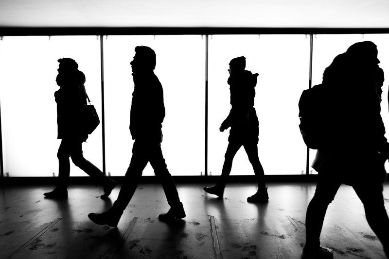 Schwarz Weiß Fotografie 4 Schwarz-Weiß-Fotografie bei Nacht mit Licht und urbaner Atmosphäre