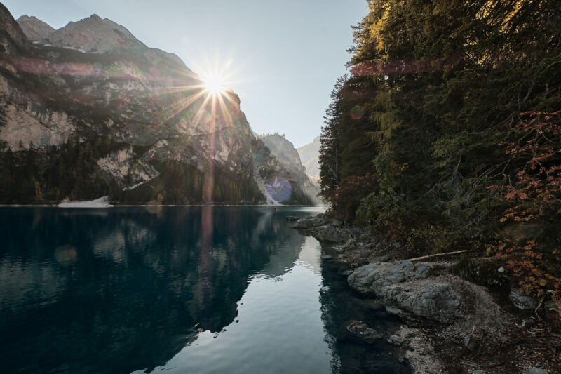 Landschaft bei Sonnenaufgang